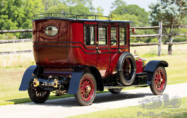 Imposing%20Limousines%20at%20Pebble%20Beach%20(4).jpg