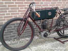 LURQUIN%20et%20COUDERT%20Type%20614%20240cc%201904%20(%20NL%20)%20VALKENET%20PAUL.jpg